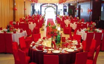 2025年7月9日成婚办酒席好吗