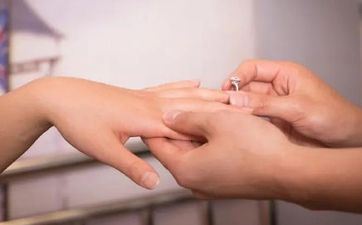 2024年阴历九月廿一成婚日子好吗