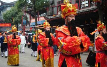 2022年12月10日打麻将方位及吉凶 2022年12月10日打麻将财神方位