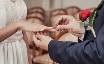 2023阴历兔年二月廿九出世是哪个星座？