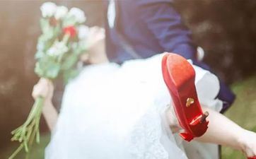 乙木女和丙火男成婚怎么样 乙木女和丙火男的婚姻怎么