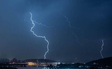 白叟逝世榜首夜谁守夜 为什么外孙女不能守灵