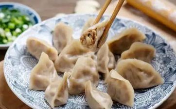 2024年腊月十四出世侯姓女孩姓名叫什么