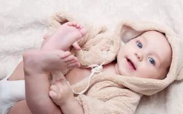 胡姓男孩姓名2024年8月22日出世的