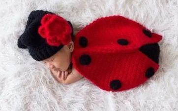 爸爸姓钟妈妈姓胡给孩子起名叫什么好听