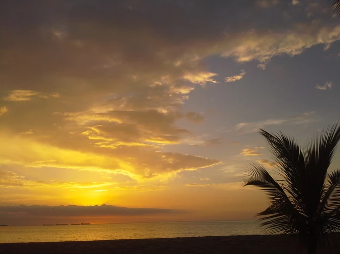 斩男必学的心机桃花妆容-恋爱里，你哪方面让情人很神伤？